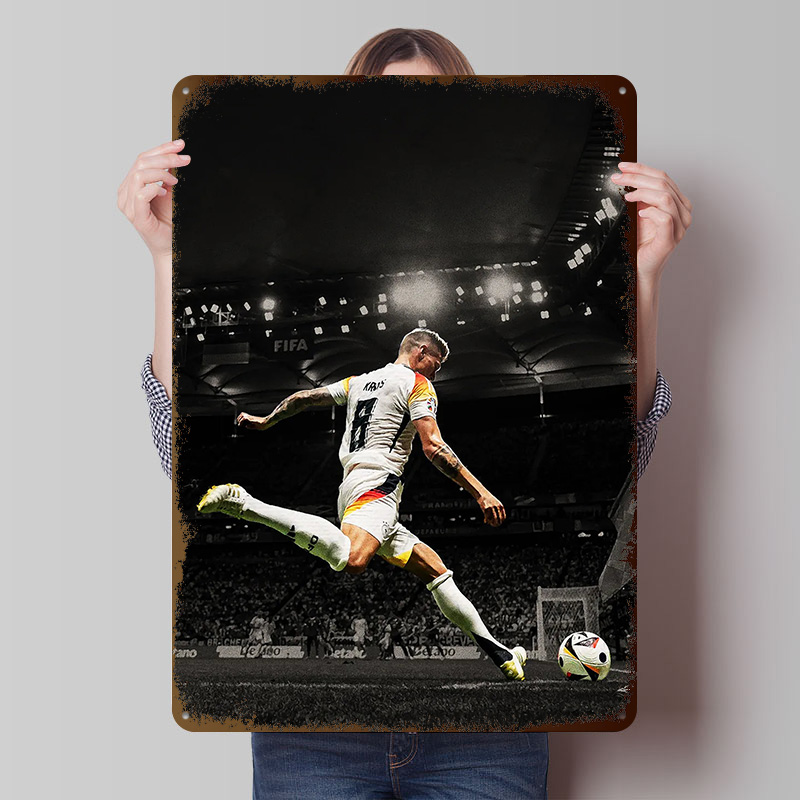 Plakat z blachy Kroos, persona – Gaming Accessories Europe recenzja i cena