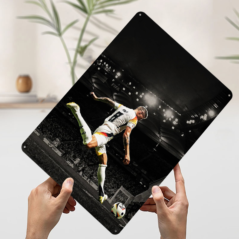 Plakat z blachy Kroos, persona – Gaming Accessories Europe recenzja i cena